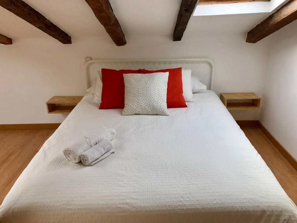 Oasis De Paz En El Centro De Apartamento Madrid